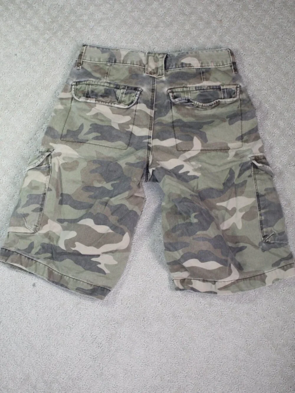 Old Navy Surplus Company Youth Size 14 Green Camo 100% Cotton Cargo Shorts